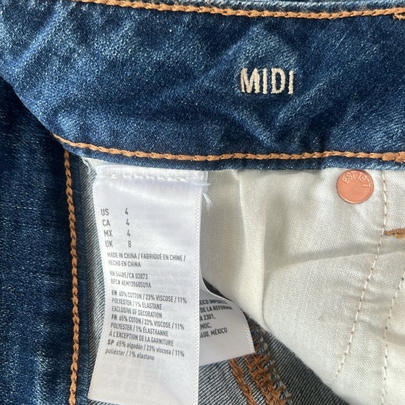 American eagle distressed blue midi denim shorts - Picture 3 of 4